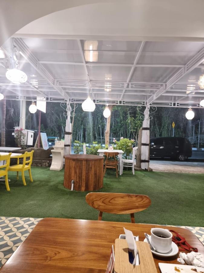 Attara Inn Сенггиги Экстерьер фото