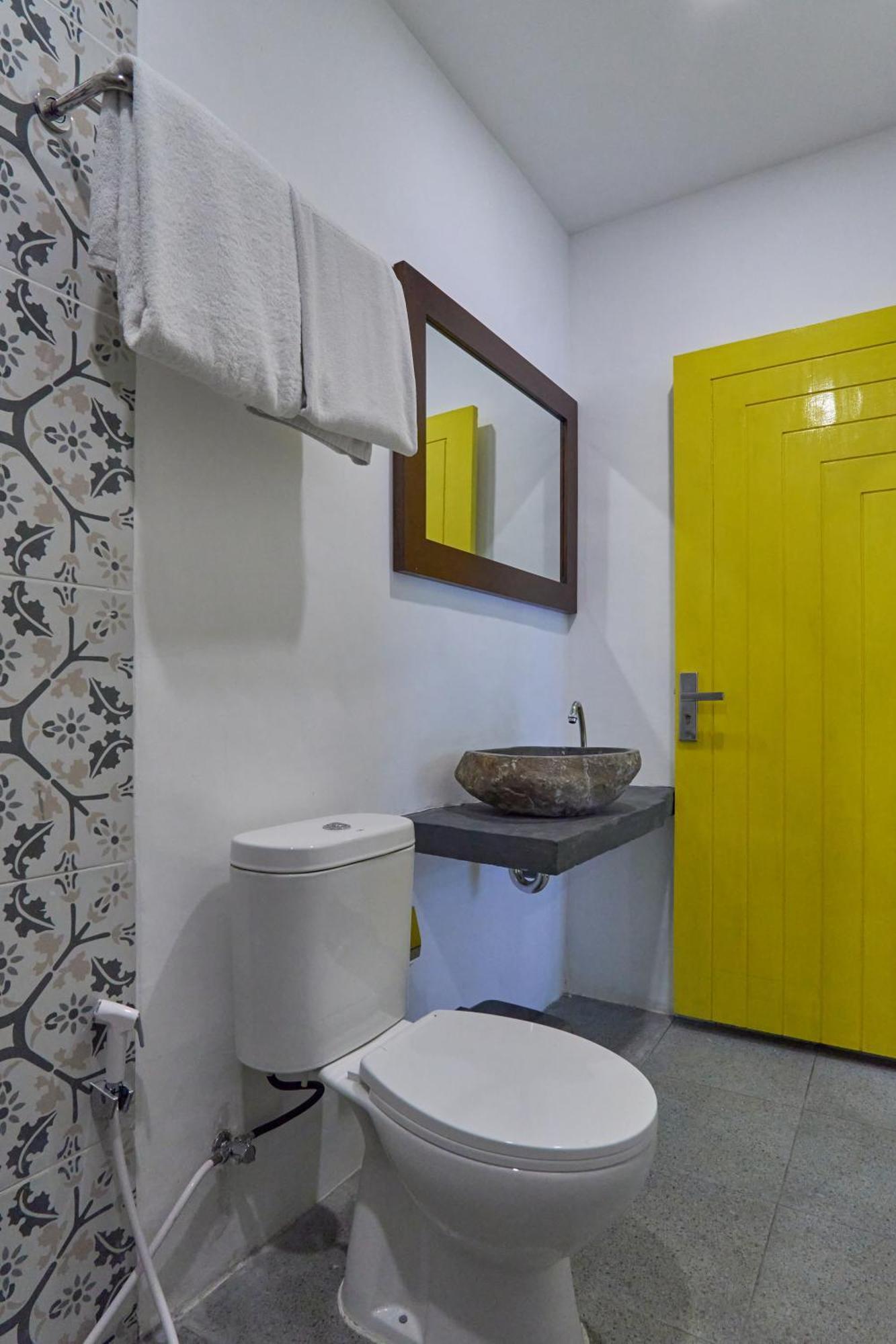 Attara Inn Сенггиги Экстерьер фото